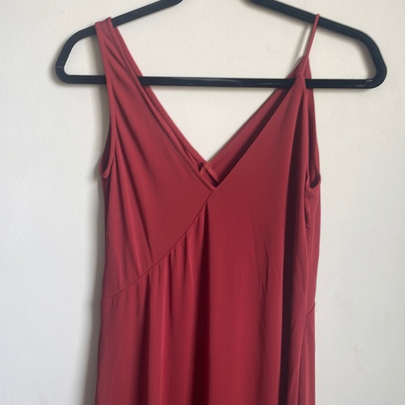Zara// Goddess V neck long dress - Picture 3 of 9